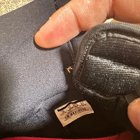 Nike Air Jordan 1 High OG sz13 Black and Crimson Tint - Picture 7 of 7